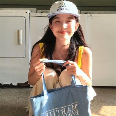10号舱里的女人